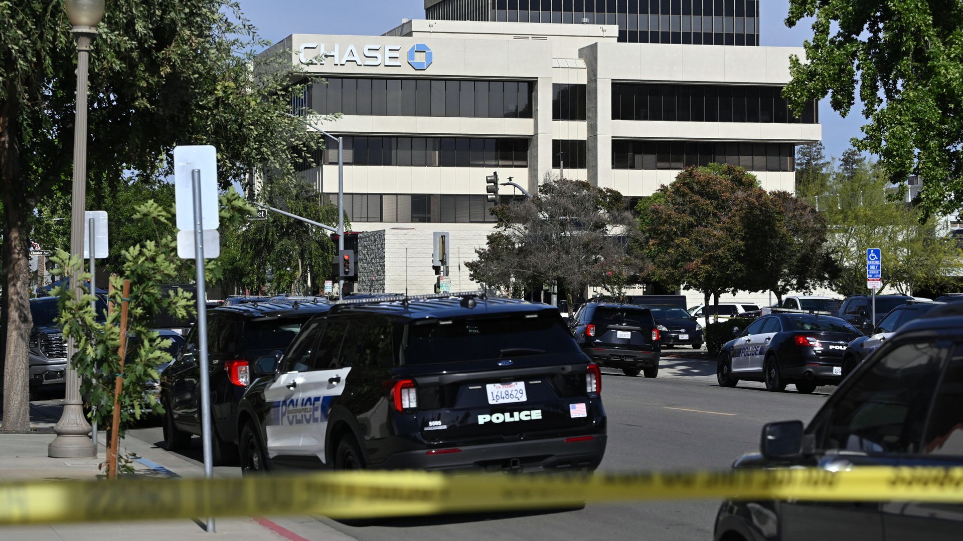 Man shot dead after taking 10 people hostage in California